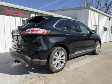 More photos of 2019 FORD EDGE TITANIUM at Banks Motors LLC, MO