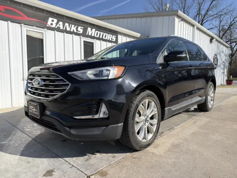 Black 2019 FORD EDGE TITANIUM for sale in Clinton, MO