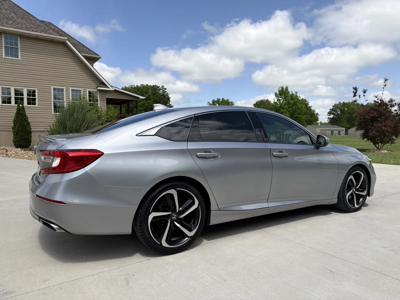 More photos of 2018 HONDA ACCORD SPORT at Banks Motors LLC, MO