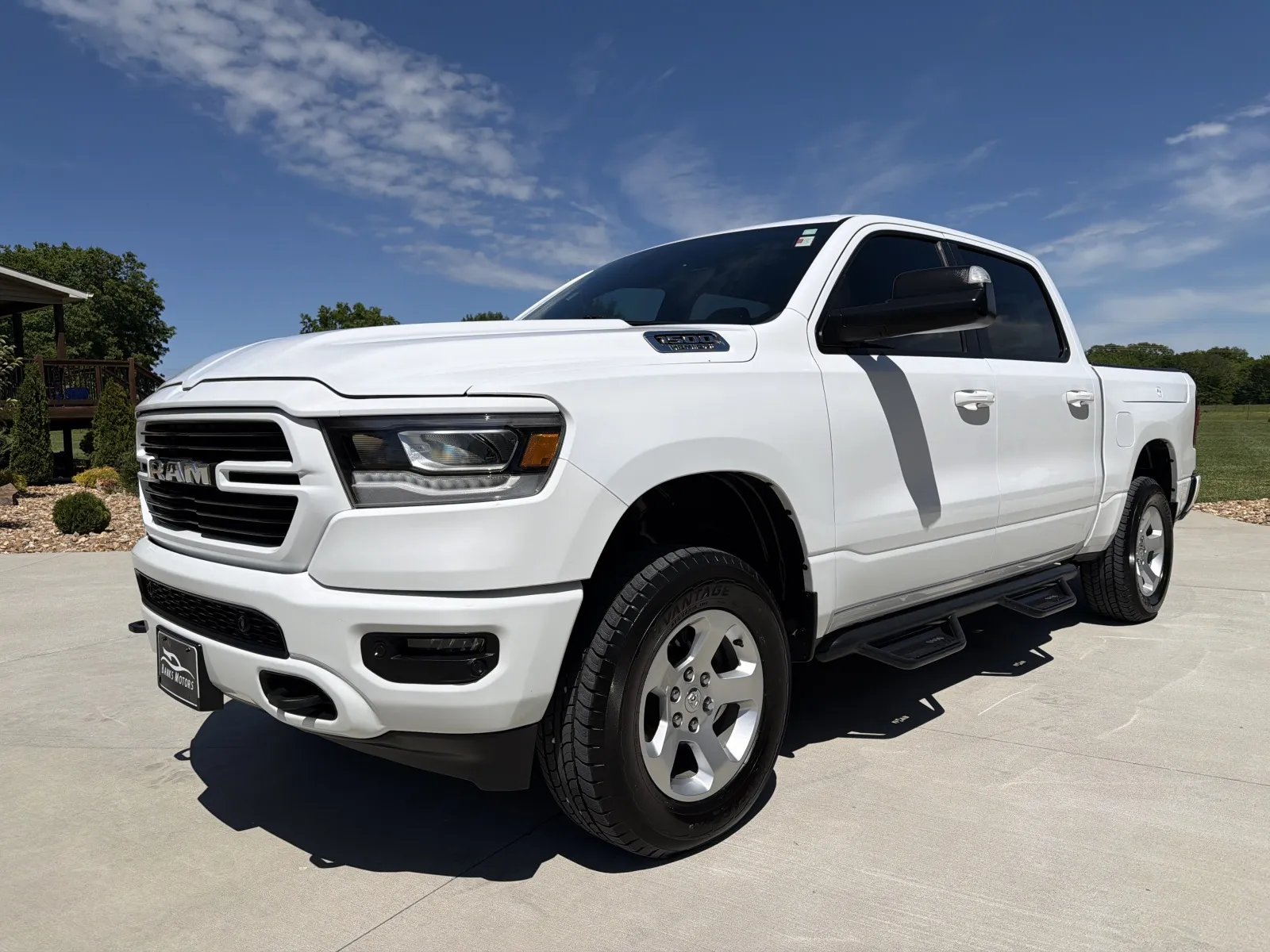 White 2019 RAM 1500 BIG HORN/LONE STAR for sale in Clinton, MO