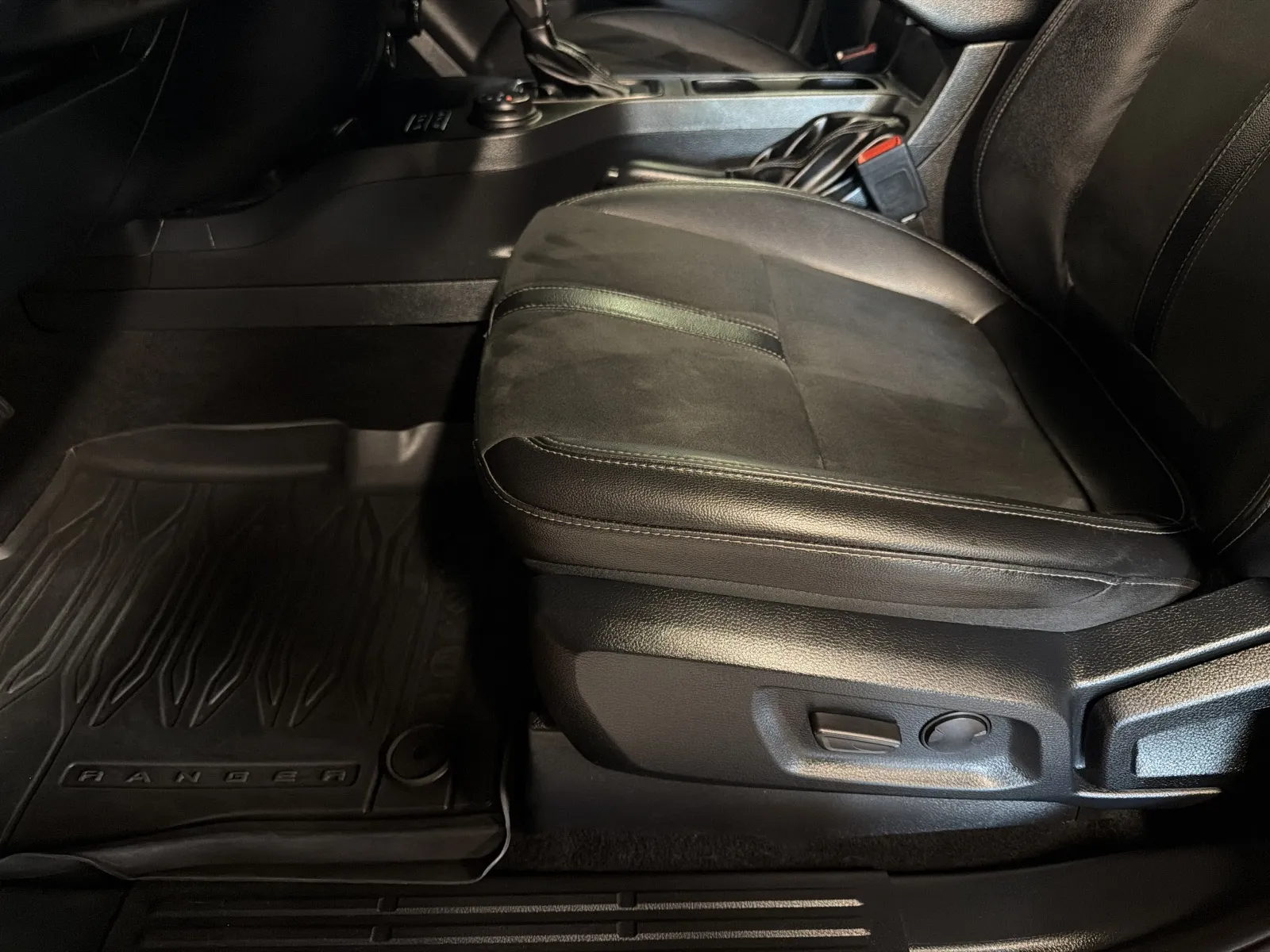 Ford Ranger photo 16