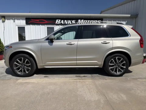 Photos of 2018 VOLVO XC90 T5 for sale in Clinton, MO at Banks Motors LLC