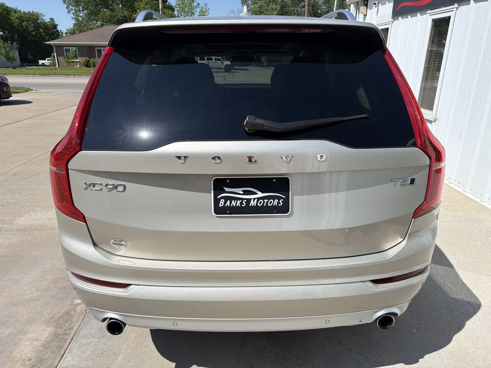 More photos of 2018 VOLVO XC90 T5 at Banks Motors LLC, MO