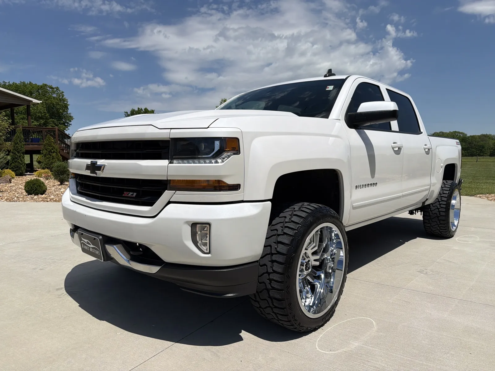 White 2018 CHEVROLET SILVERADO 1500 LT for sale in Clinton, MO