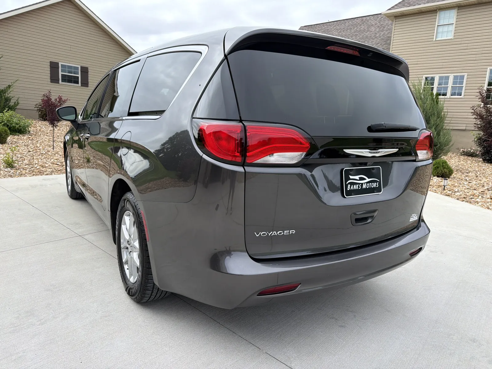 Another view of 2022 CHRYSLER VOYAGER LX for sale in Clinton, MO at Banks Motors LLC