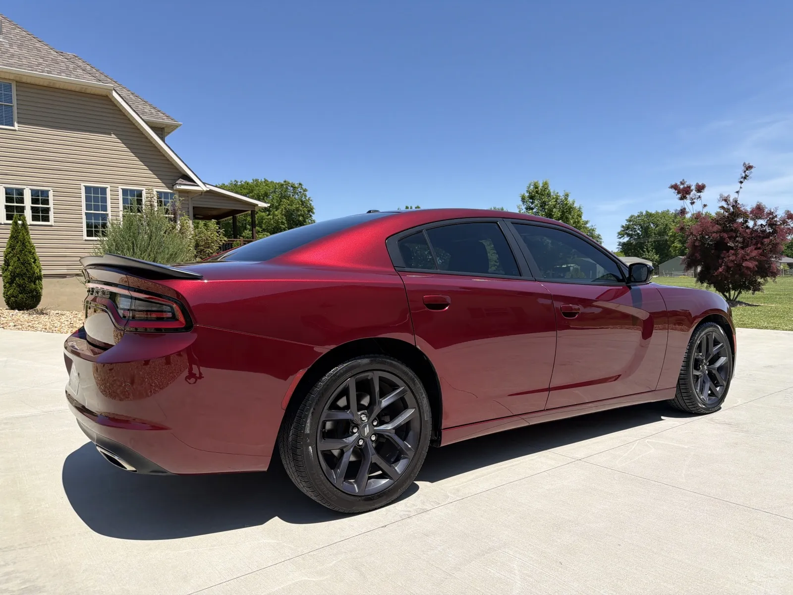 More photos of 2020 DODGE CHARGER SXT at Banks Motors LLC, MO