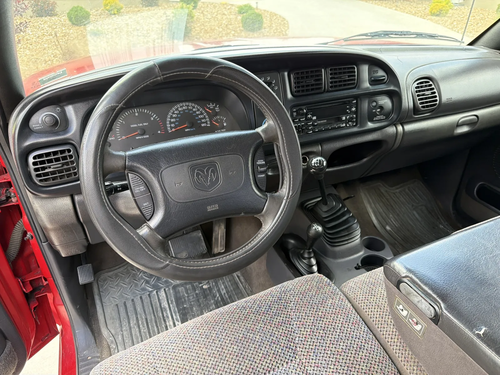 Another view of 1998 DODGE RAM 2500 for sale in Clinton, MO at Banks Motors LLC