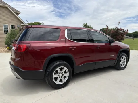 More photos of 2018 GMC ACADIA SLE at Banks Motors LLC, MO