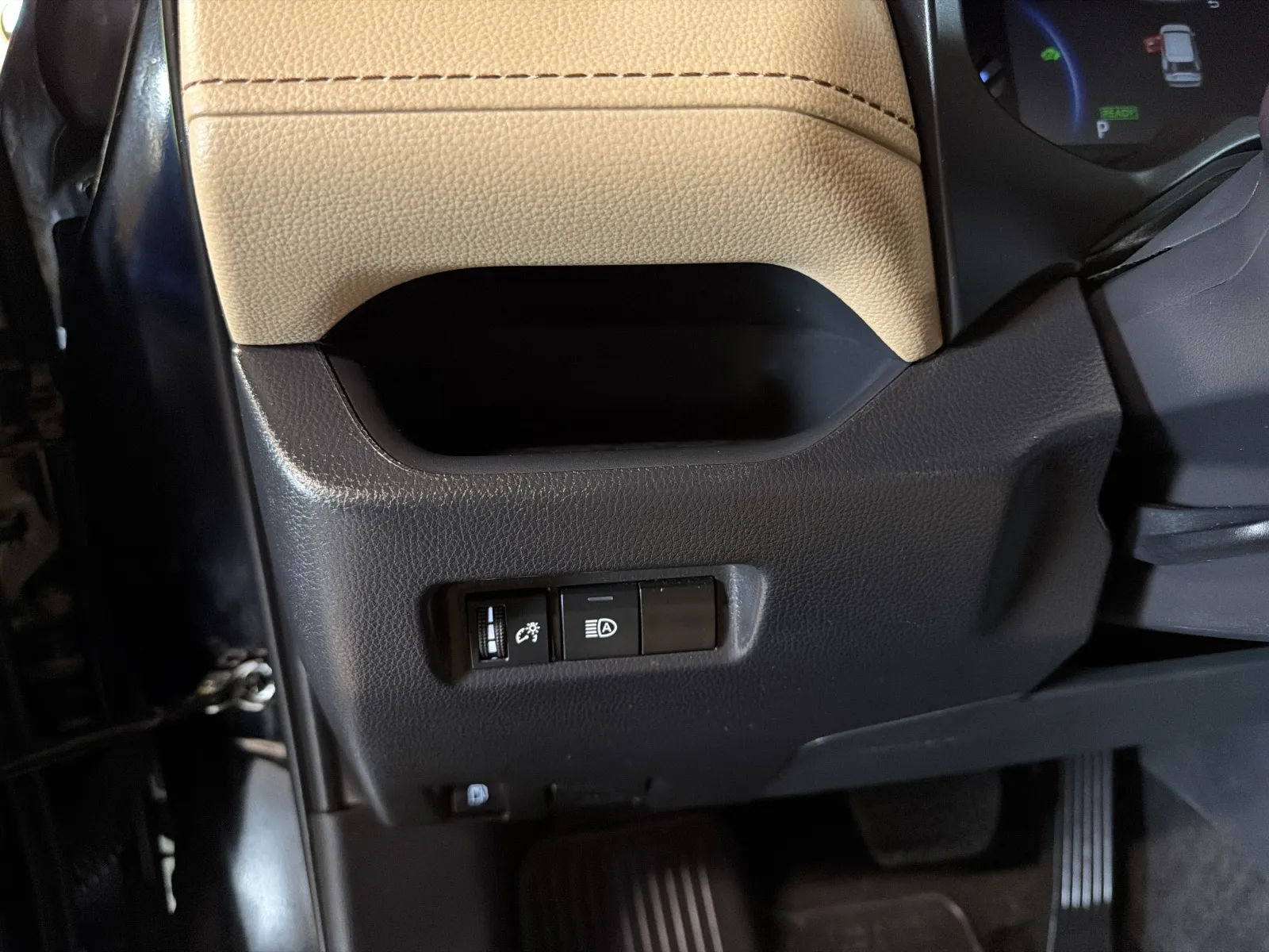 Toyota RAV4 photo 26