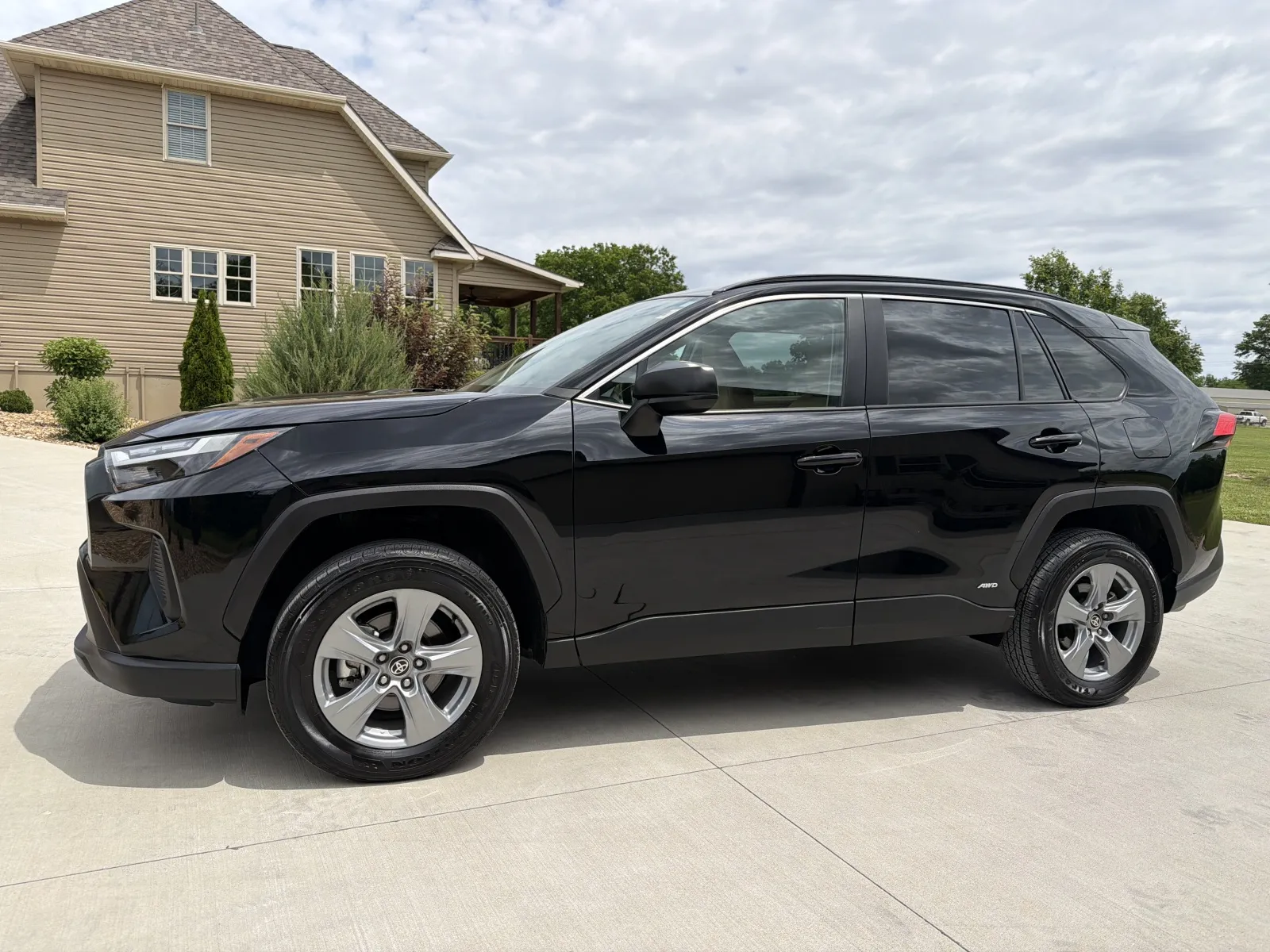 Toyota RAV4 photo 10