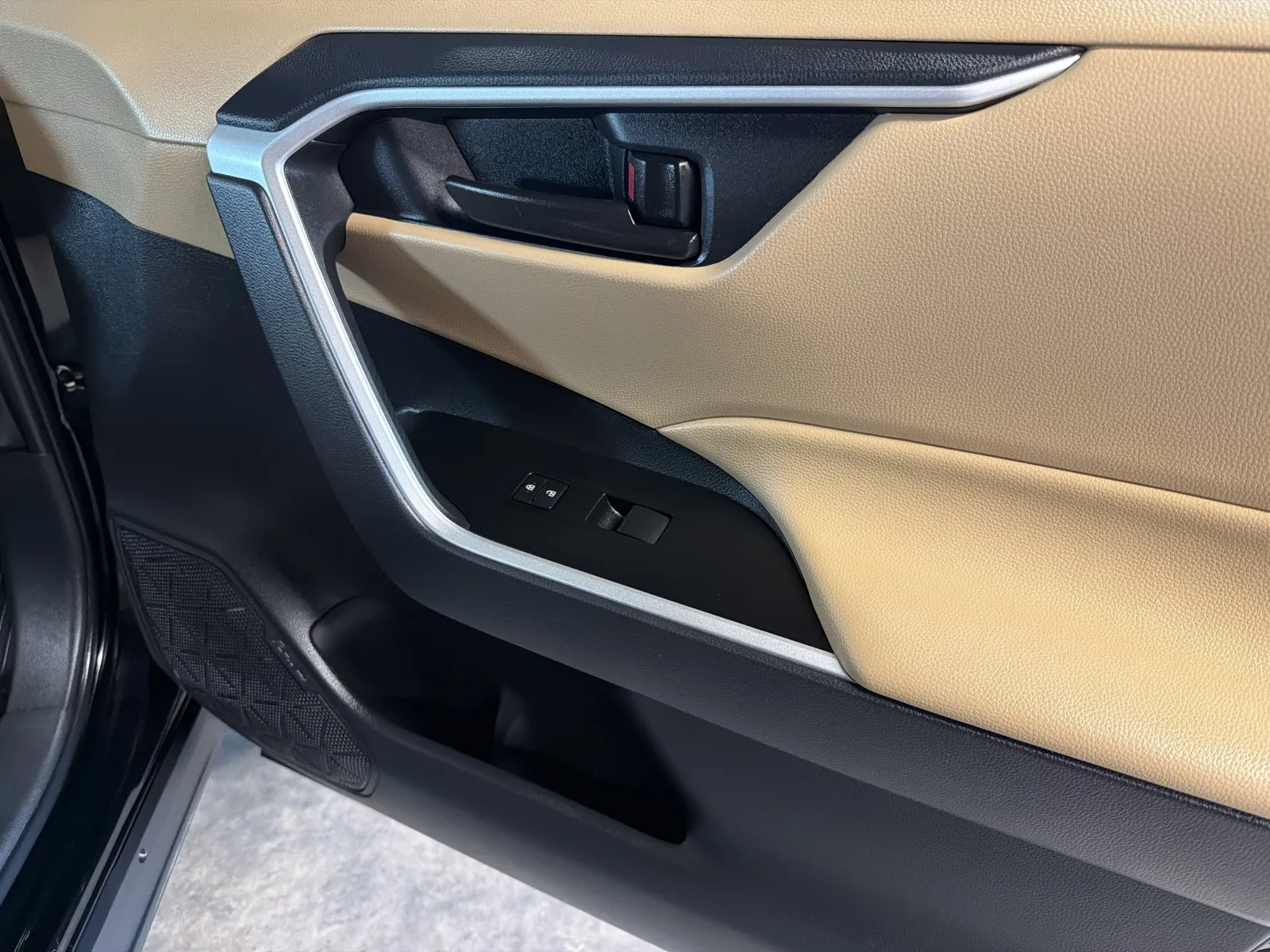 Toyota RAV4 photo 28