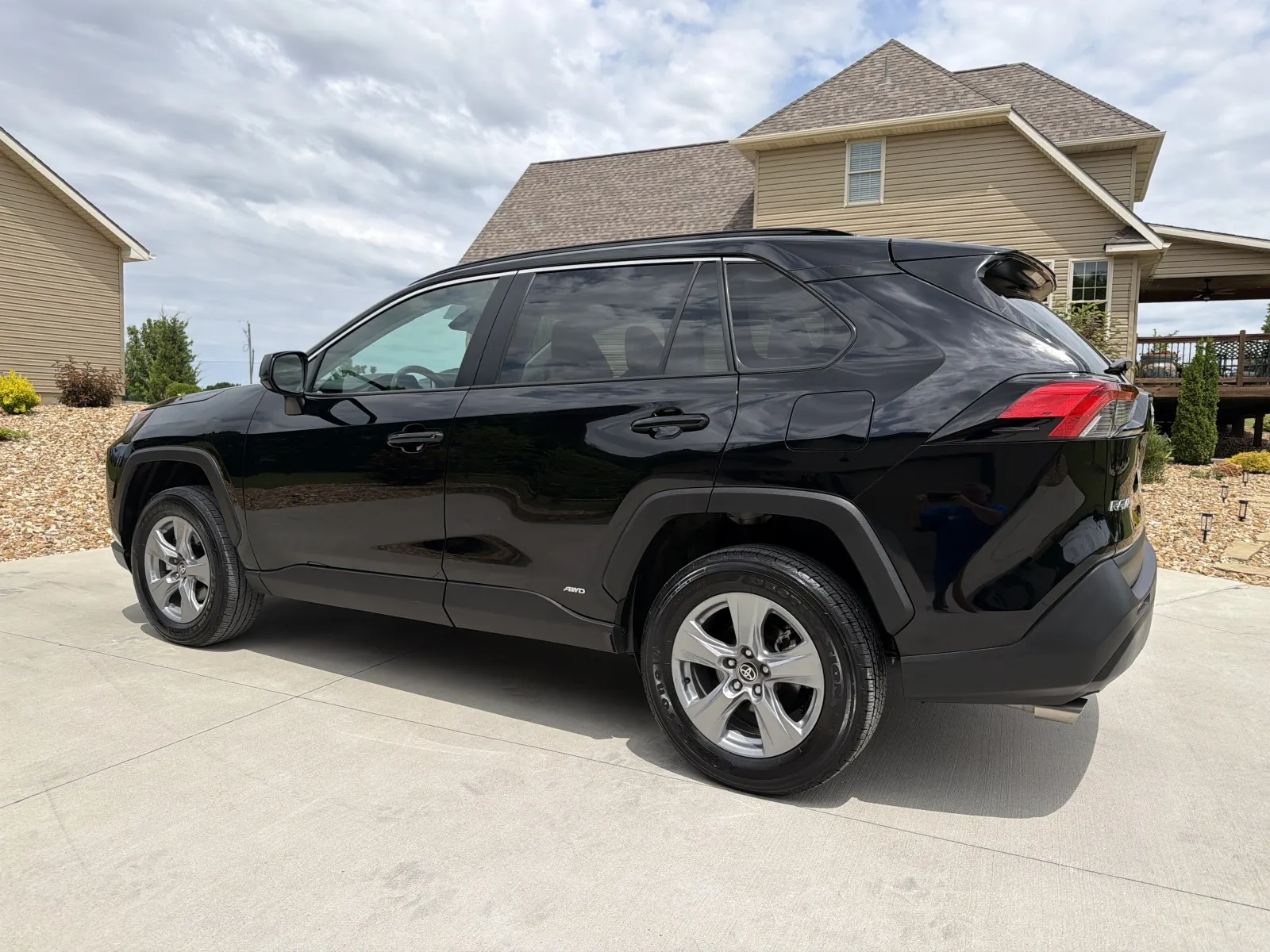 Photos of 2025 TOYOTA RAV4 LE for sale in Clinton, MO at Banks Motors LLC