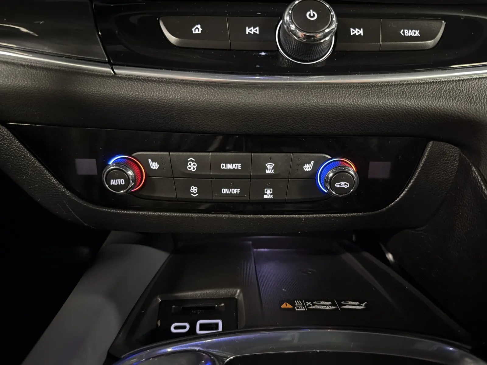 2023 Buick Enclave Essence - Photo 38