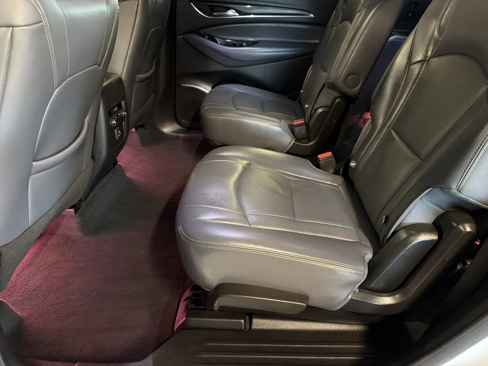 2023 Buick Enclave Essence - Photo 32