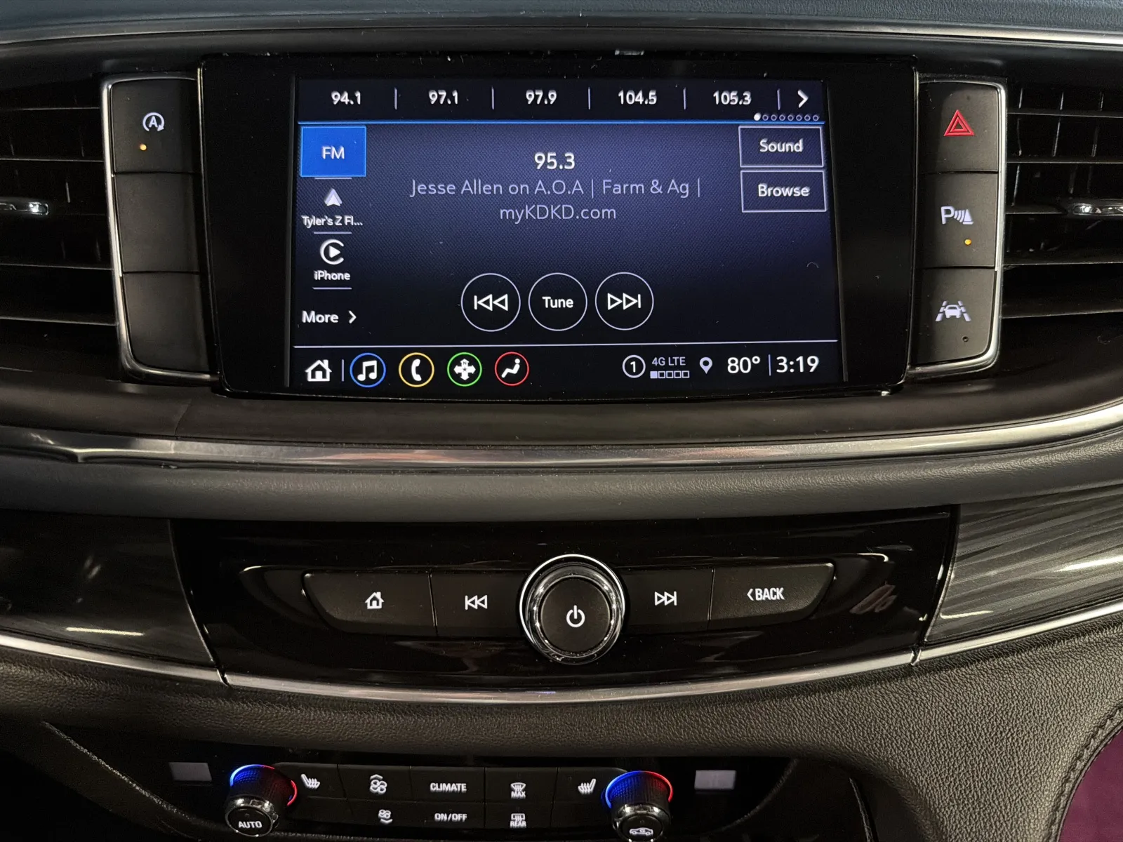 2023 Buick Enclave Essence - Photo 14