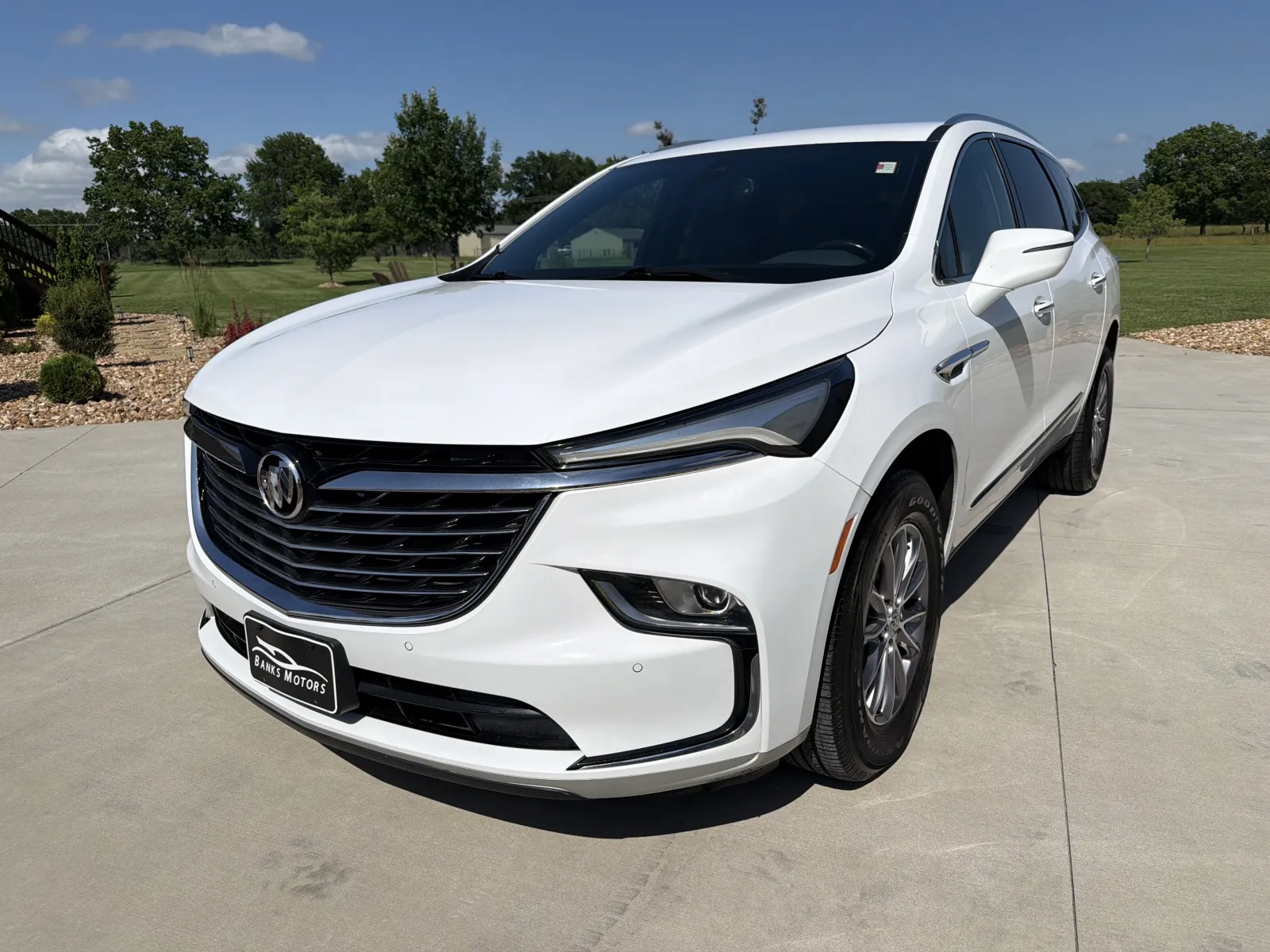 2023 Buick Enclave Essence - Photo 10