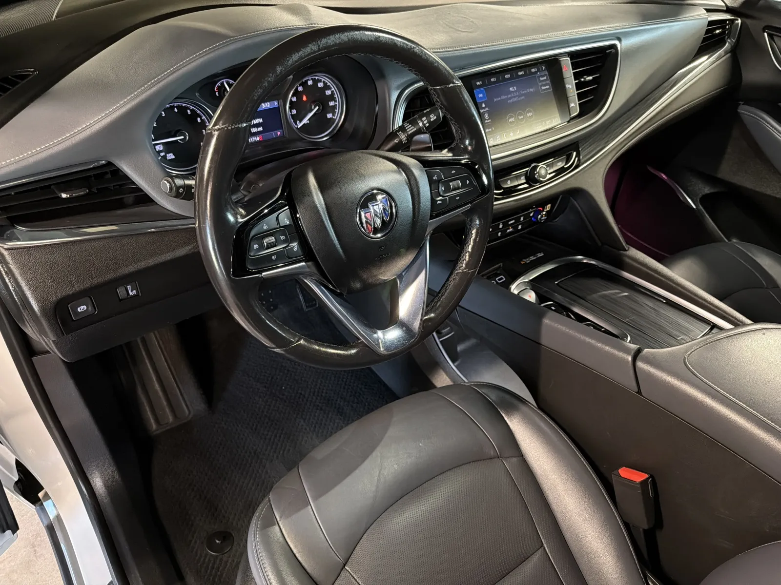 2023 Buick Enclave Essence - Photo 12