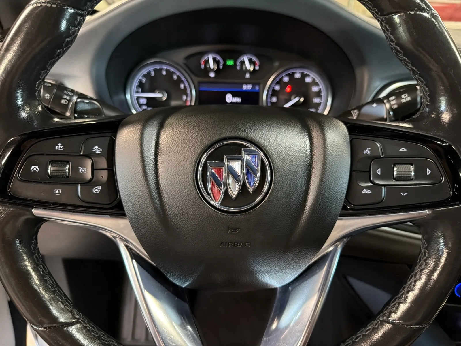 2023 Buick Enclave Essence - Photo 17