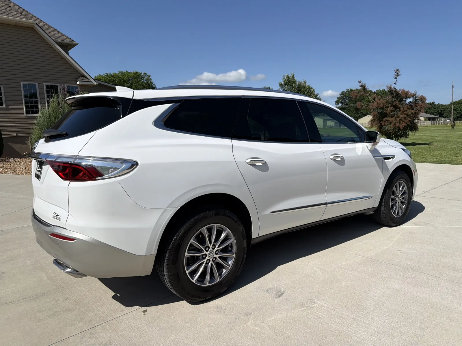 2023 Buick Enclave Essence - Photo 45