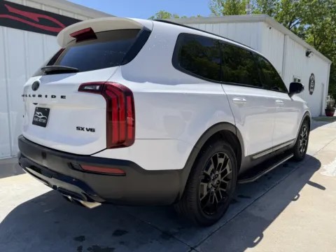 More photos of 2021 KIA TELLURIDE SX at Banks Motors LLC, MO