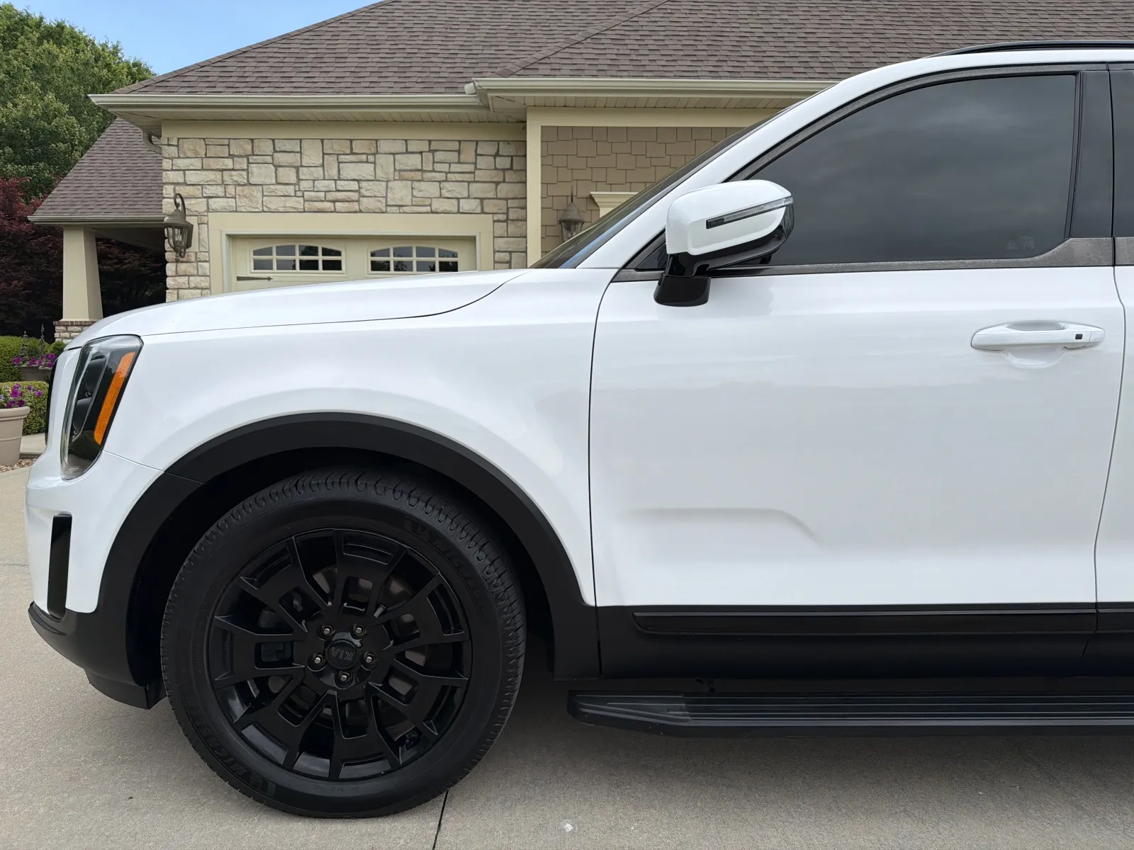 More photos of 2021 KIA TELLURIDE SX at Banks Motors LLC, MO