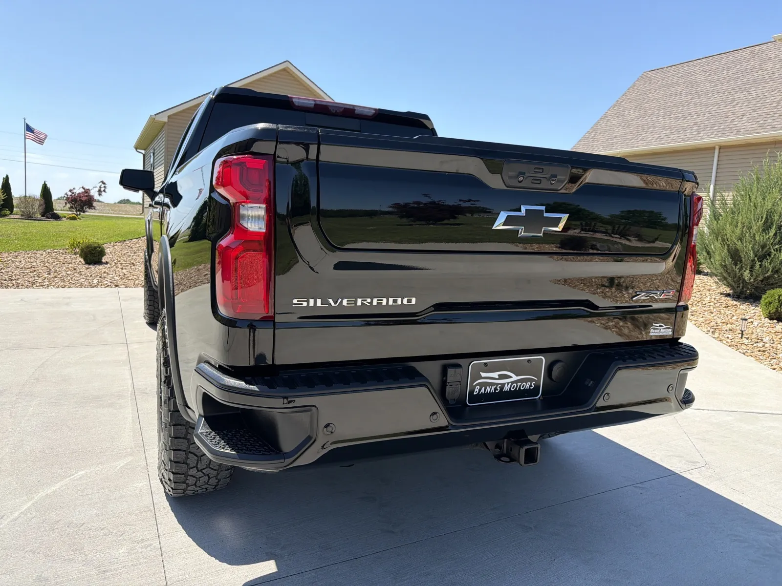 More photos of 2022 CHEVROLET SILVERADO 1500 ZR2 at Banks Motors LLC, MO