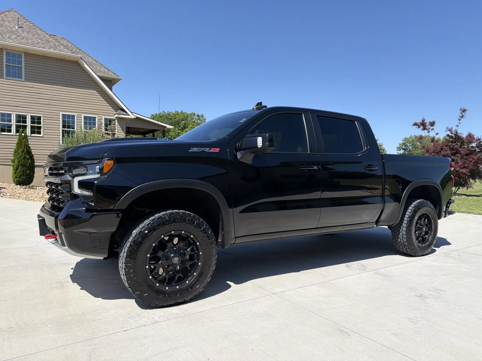 Photos of 2022 CHEVROLET SILVERADO 1500 ZR2 for sale in Clinton, MO at Banks Motors LLC