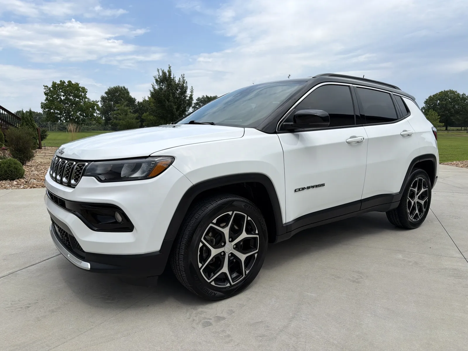 White 2024 Jeep Compass Limited Sport Utility 4D for sale in Clinton, MO