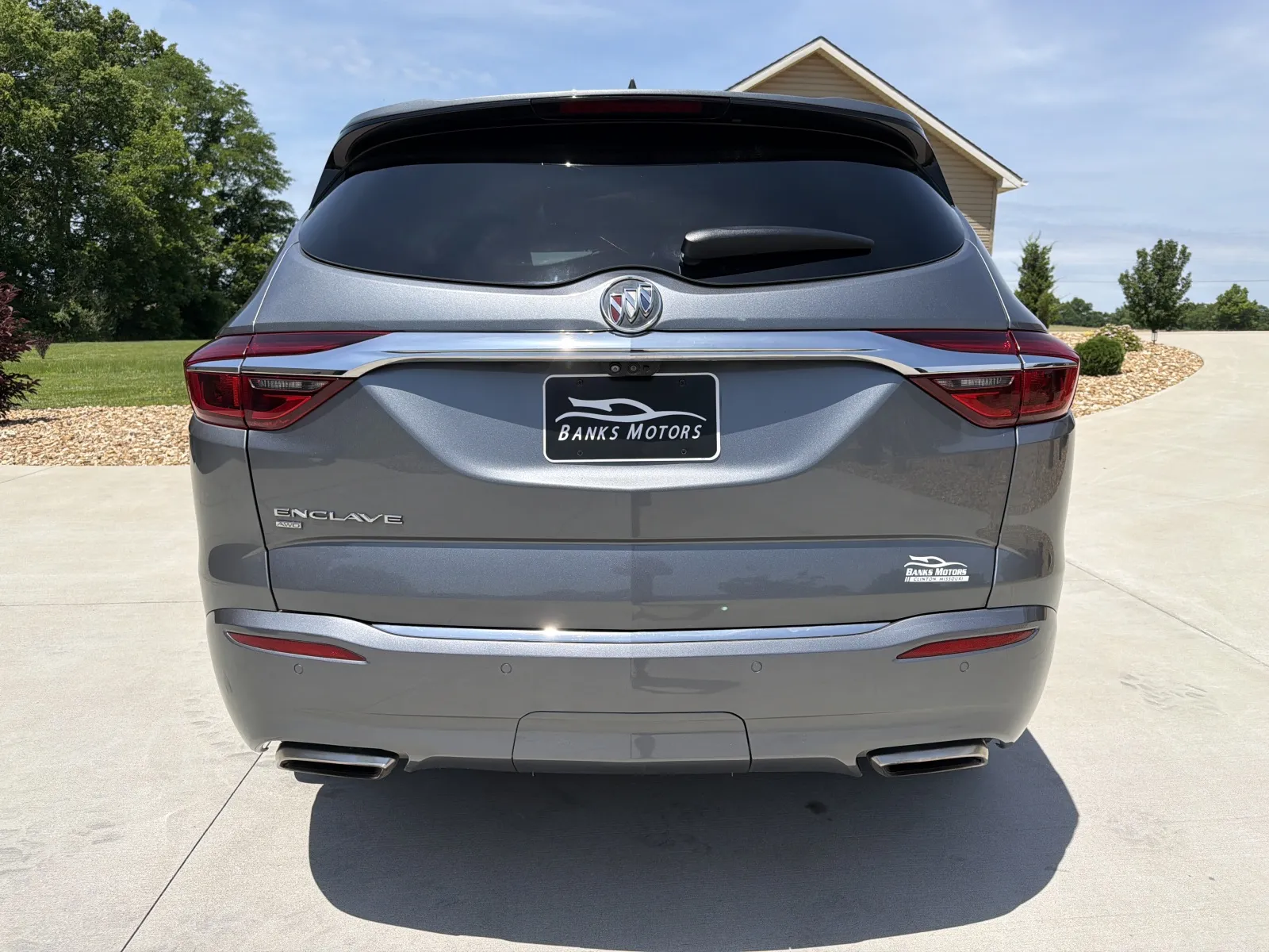 More photos of 2021 Buick Enclave Avenir Sport Utility 4D at Banks Motors LLC, MO