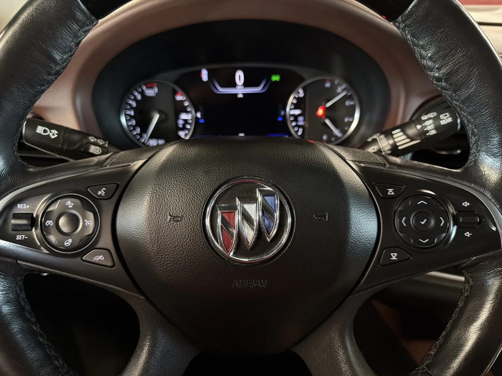 Buick Enclave photo 22