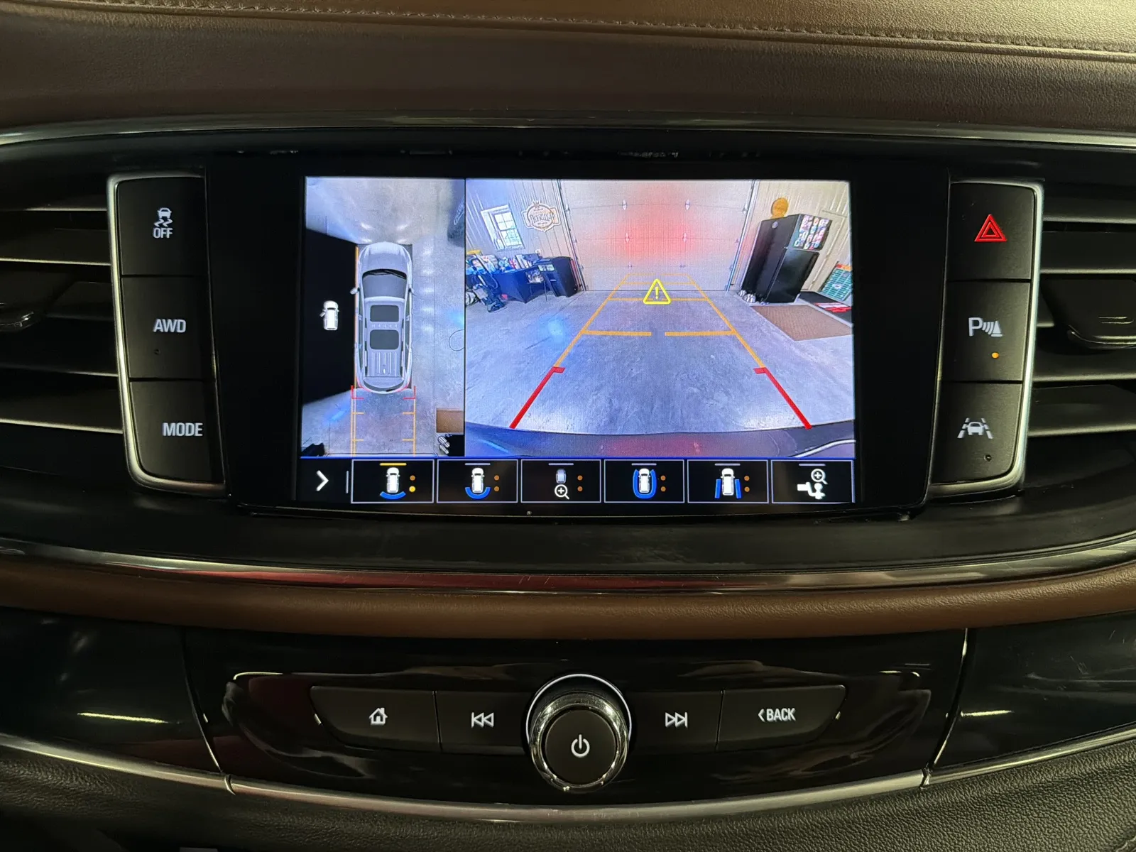 Buick Enclave photo 18