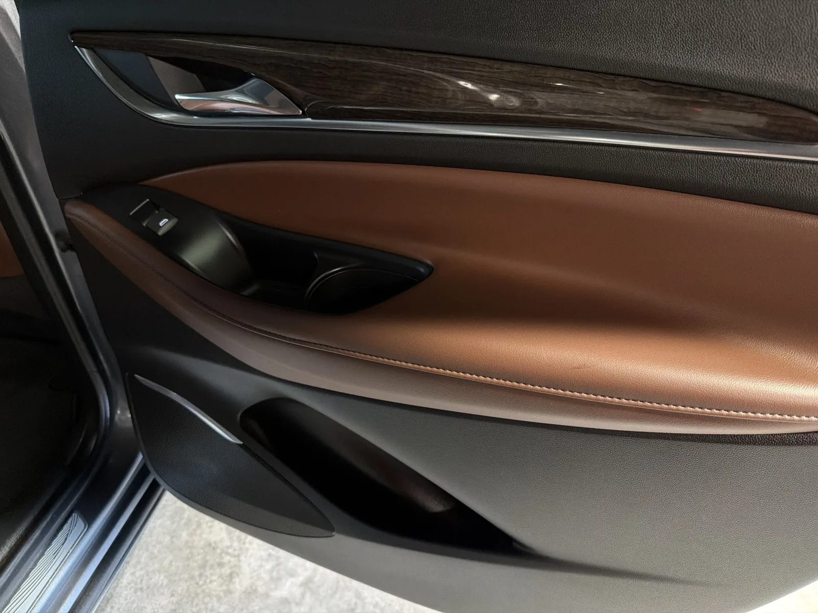 Buick Enclave photo 38