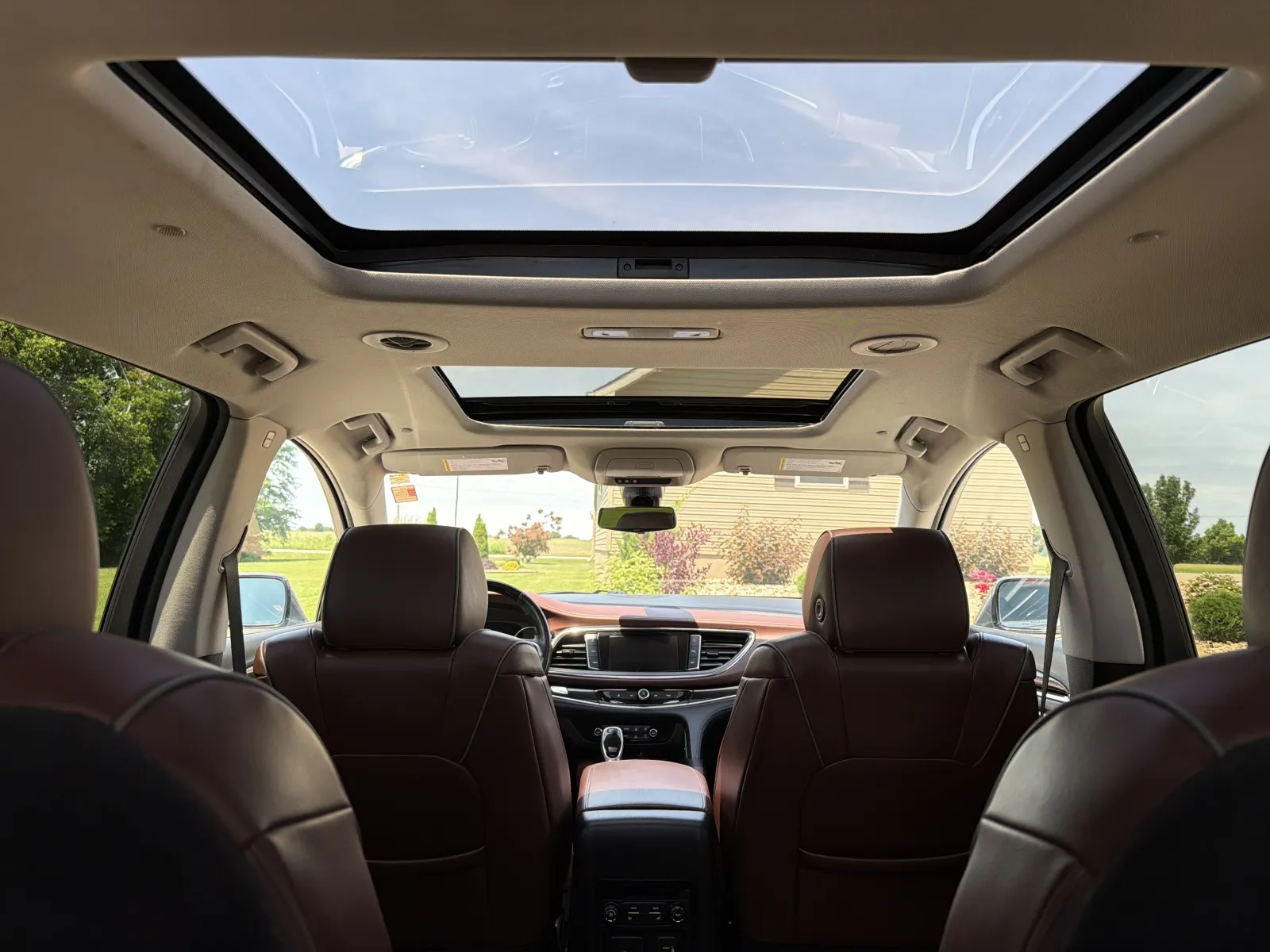 Buick Enclave photo 12