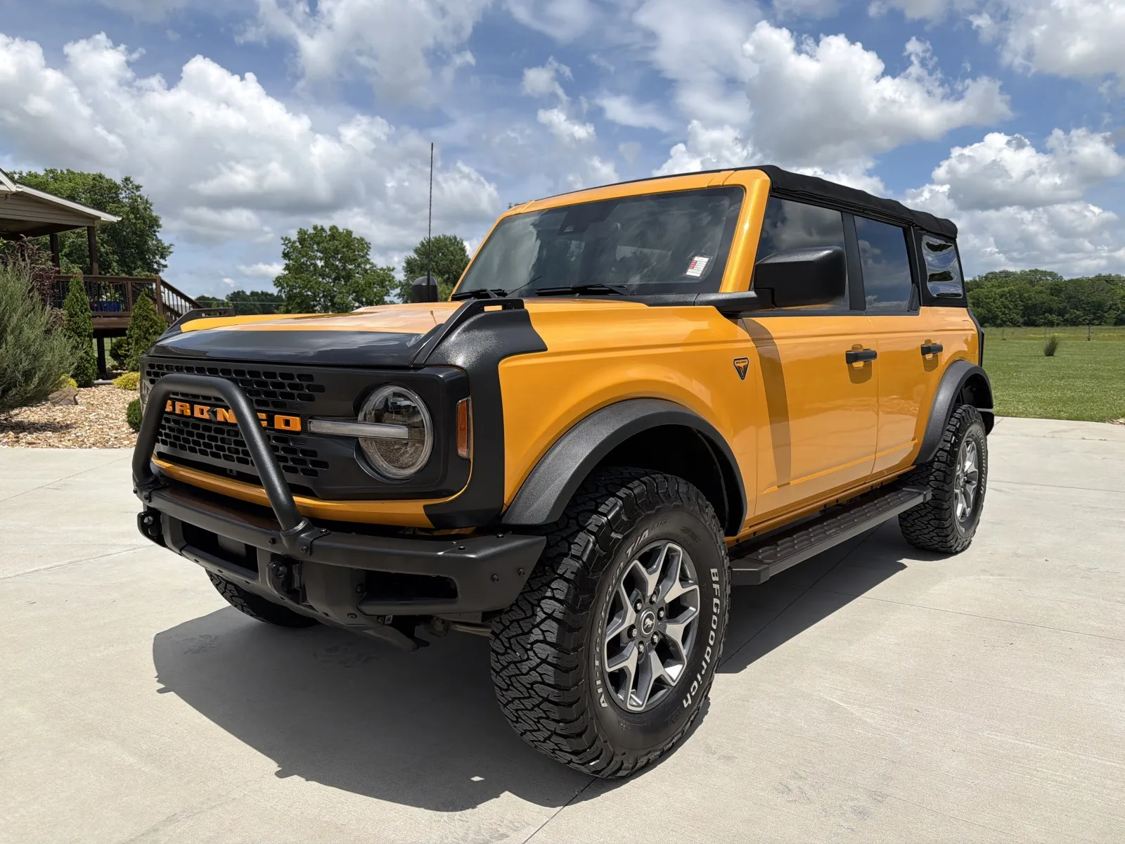 Ford Bronco photo 11