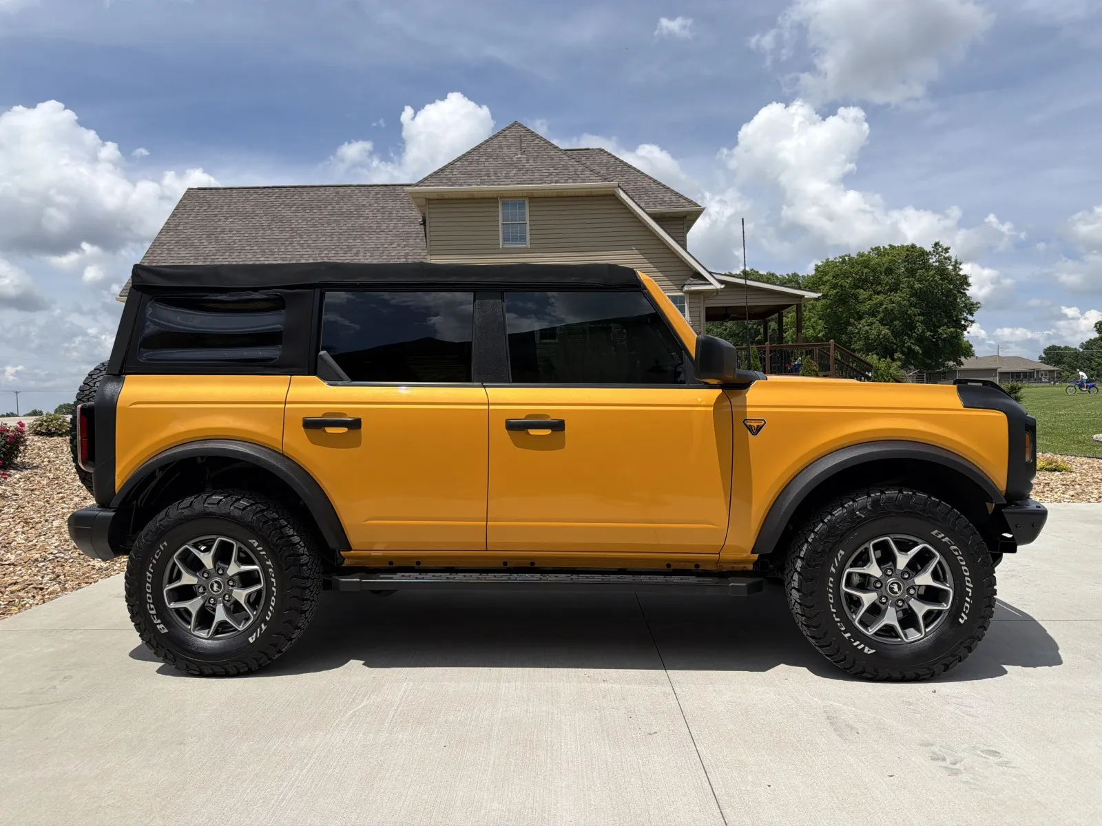 More photos of 2021 Ford Bronco Outer Banks Sport Utility 4D at Banks Motors LLC, MO
