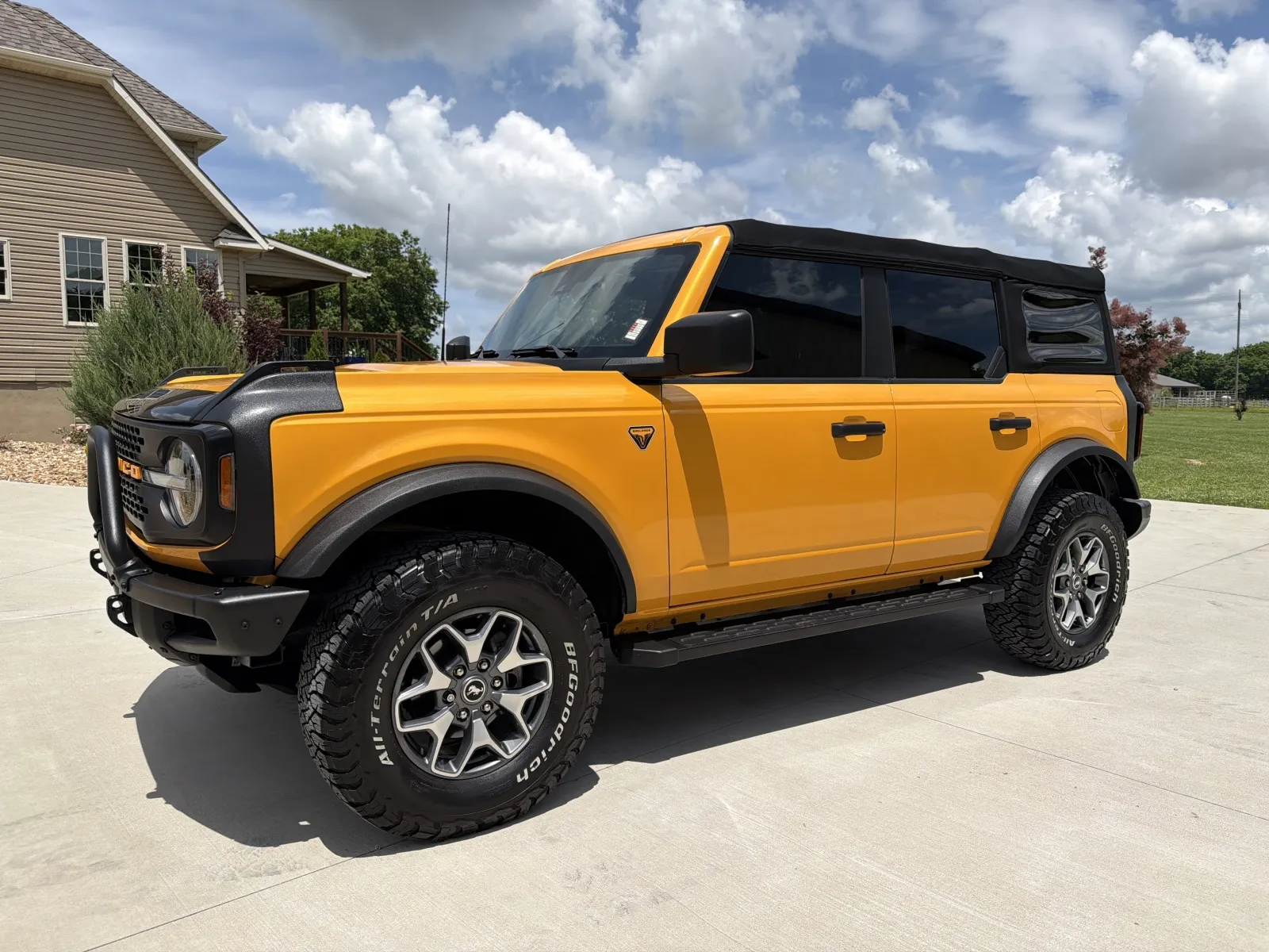Yellow 2021 FORD BRONCO BADLANDS for sale in Clinton, MO