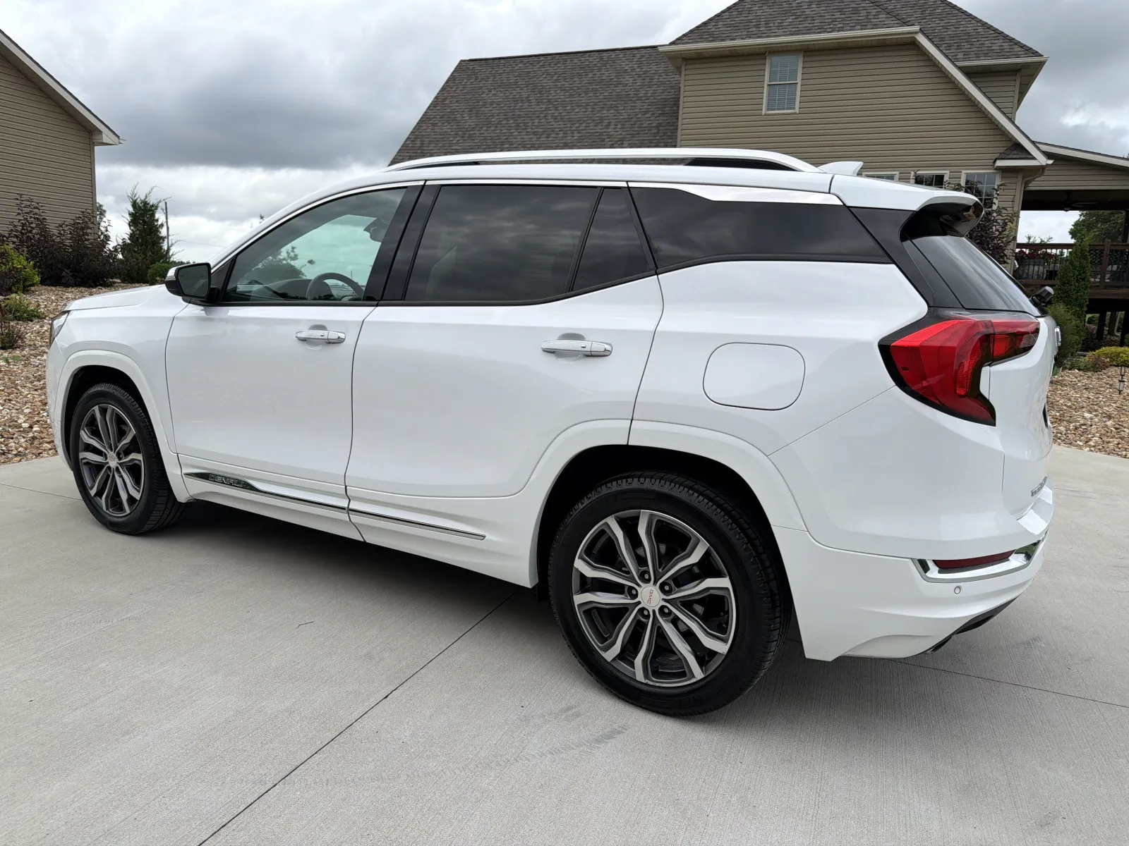 Another view of 2019 GMC Terrain Denali Sport Utility 4D for sale in Clinton, MO at Banks Motors LLC