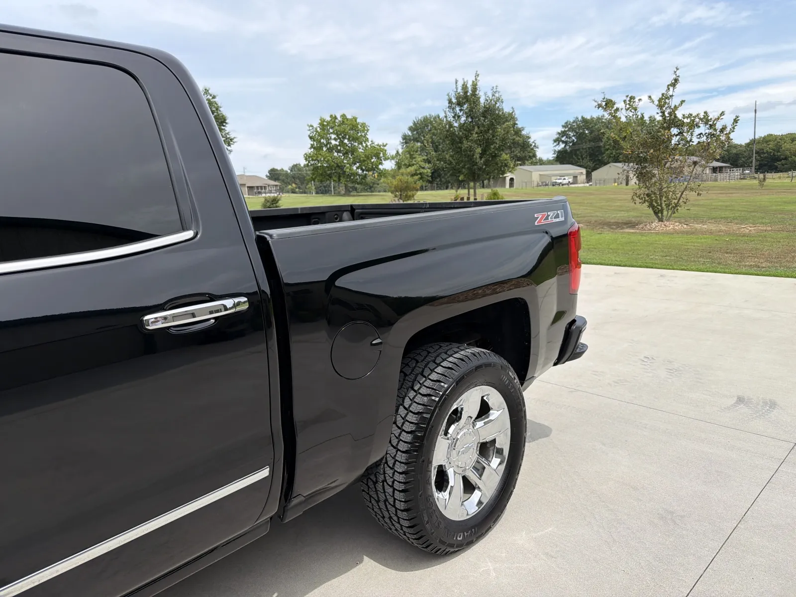 Chevrolet Silverado photo 41