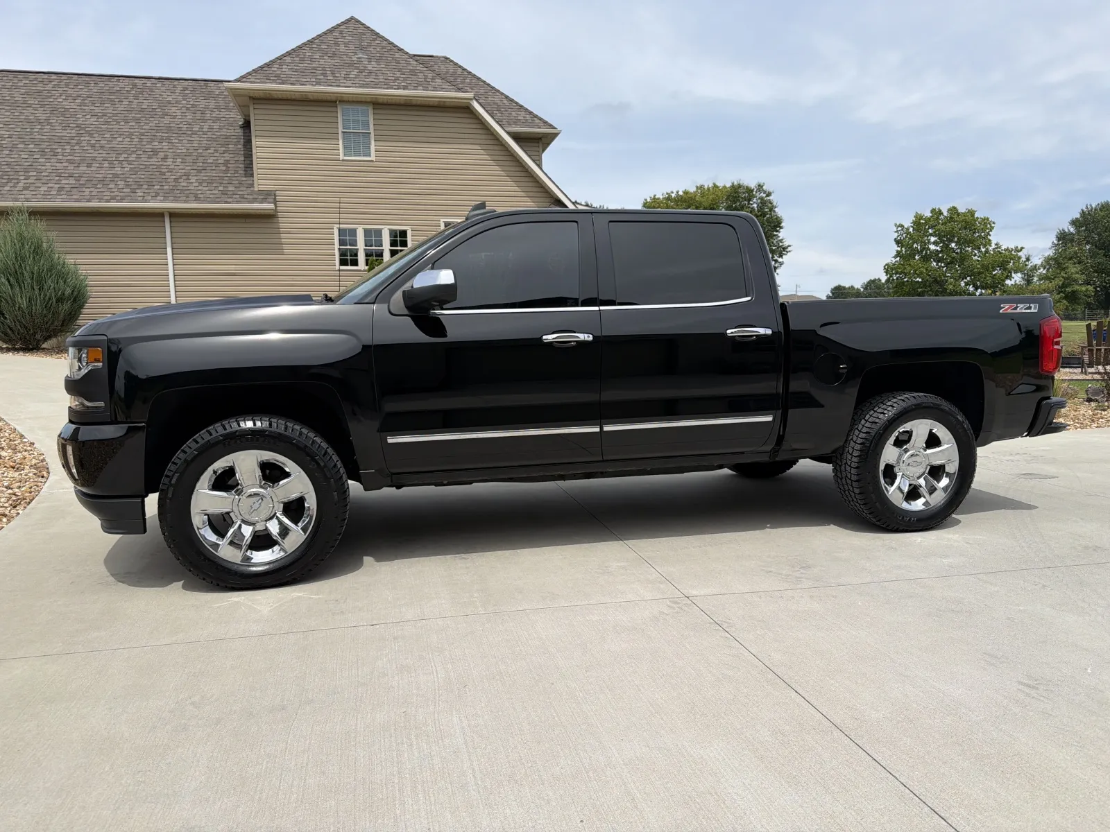 Chevrolet Silverado photo 40