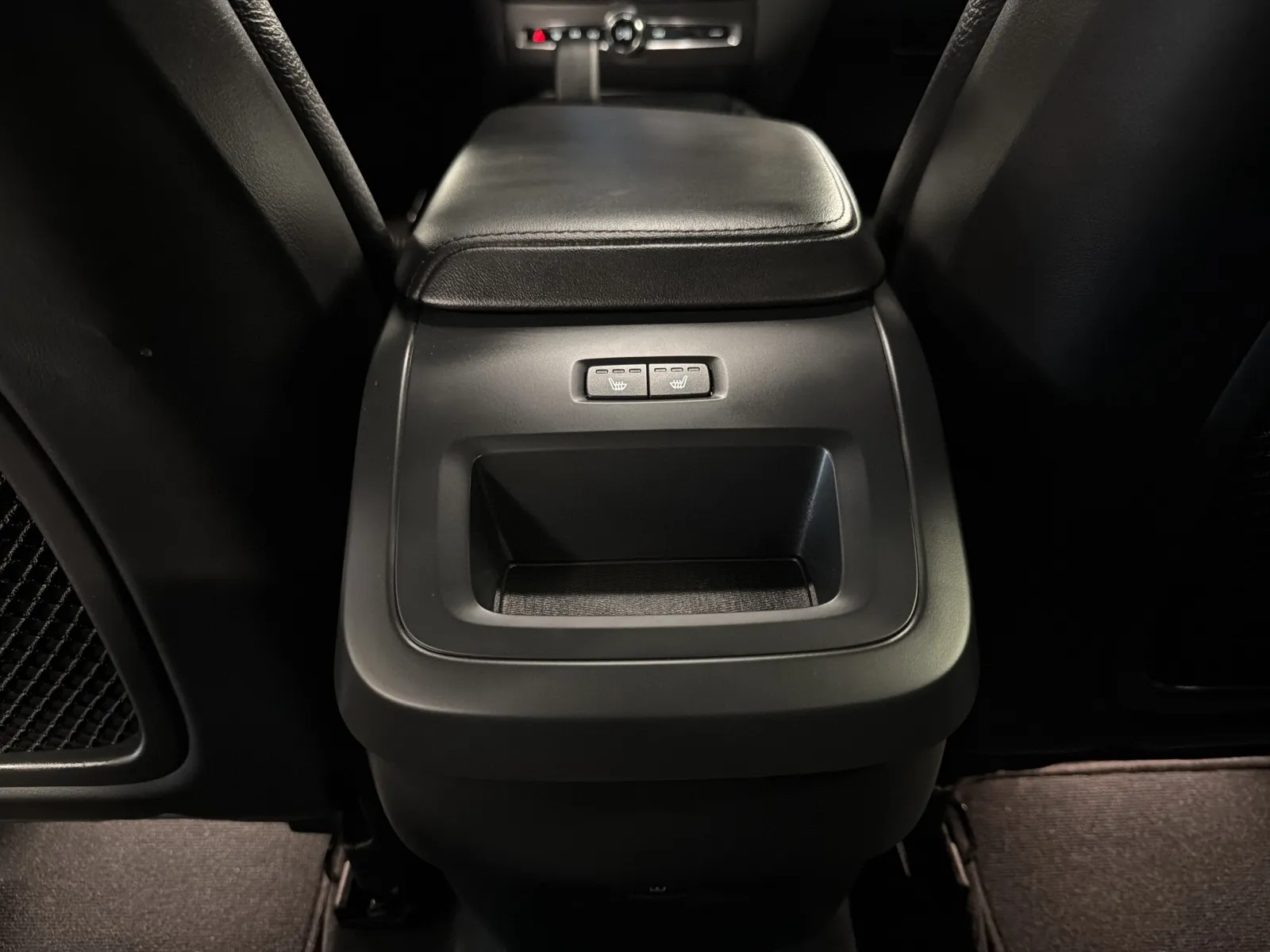 Volvo XC60 photo 19