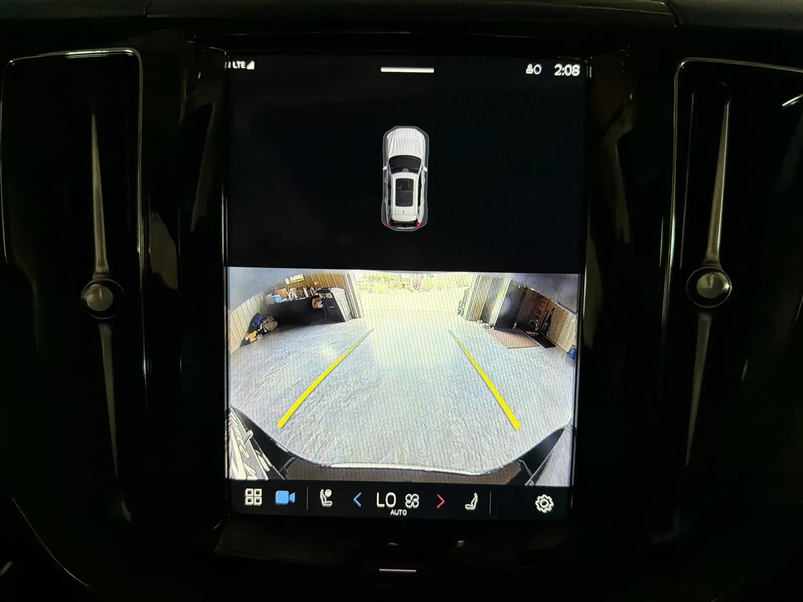 Volvo XC60 photo 17