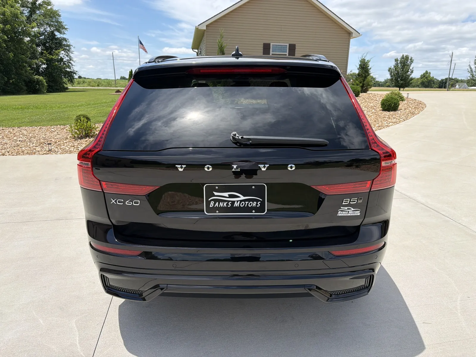 Volvo XC60 photo 28