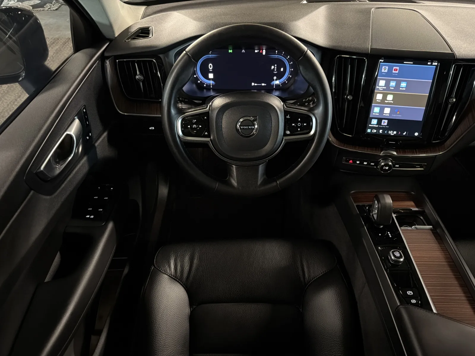 Volvo XC60 photo 53