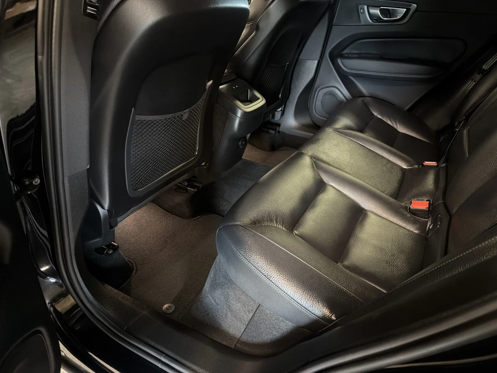 Volvo XC60 photo 51