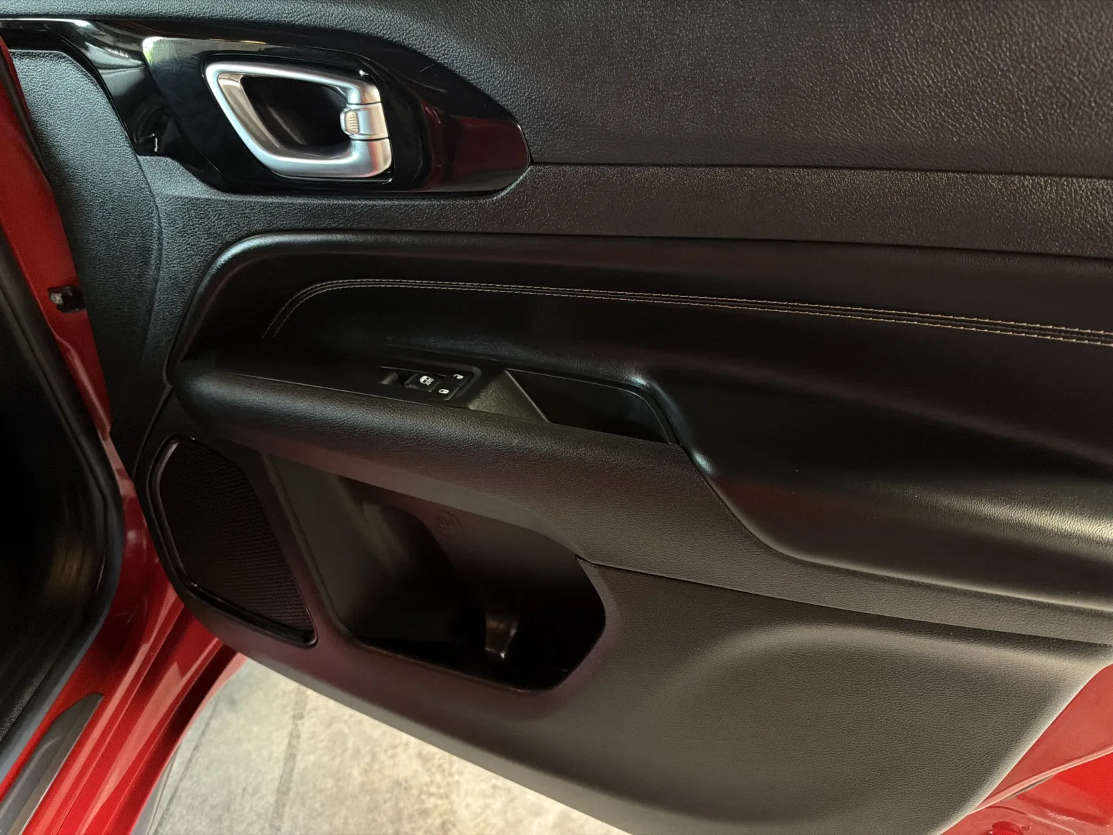 Jeep Compass photo 26