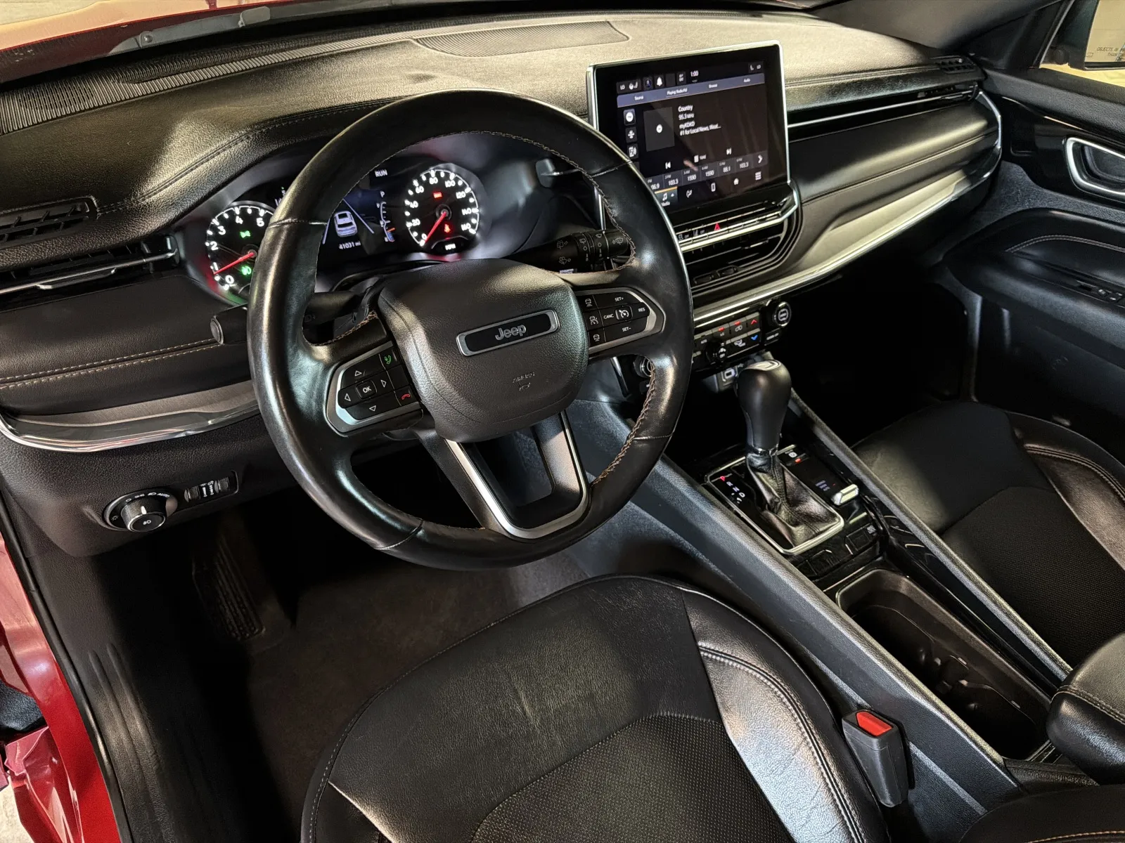 Jeep Compass photo 13