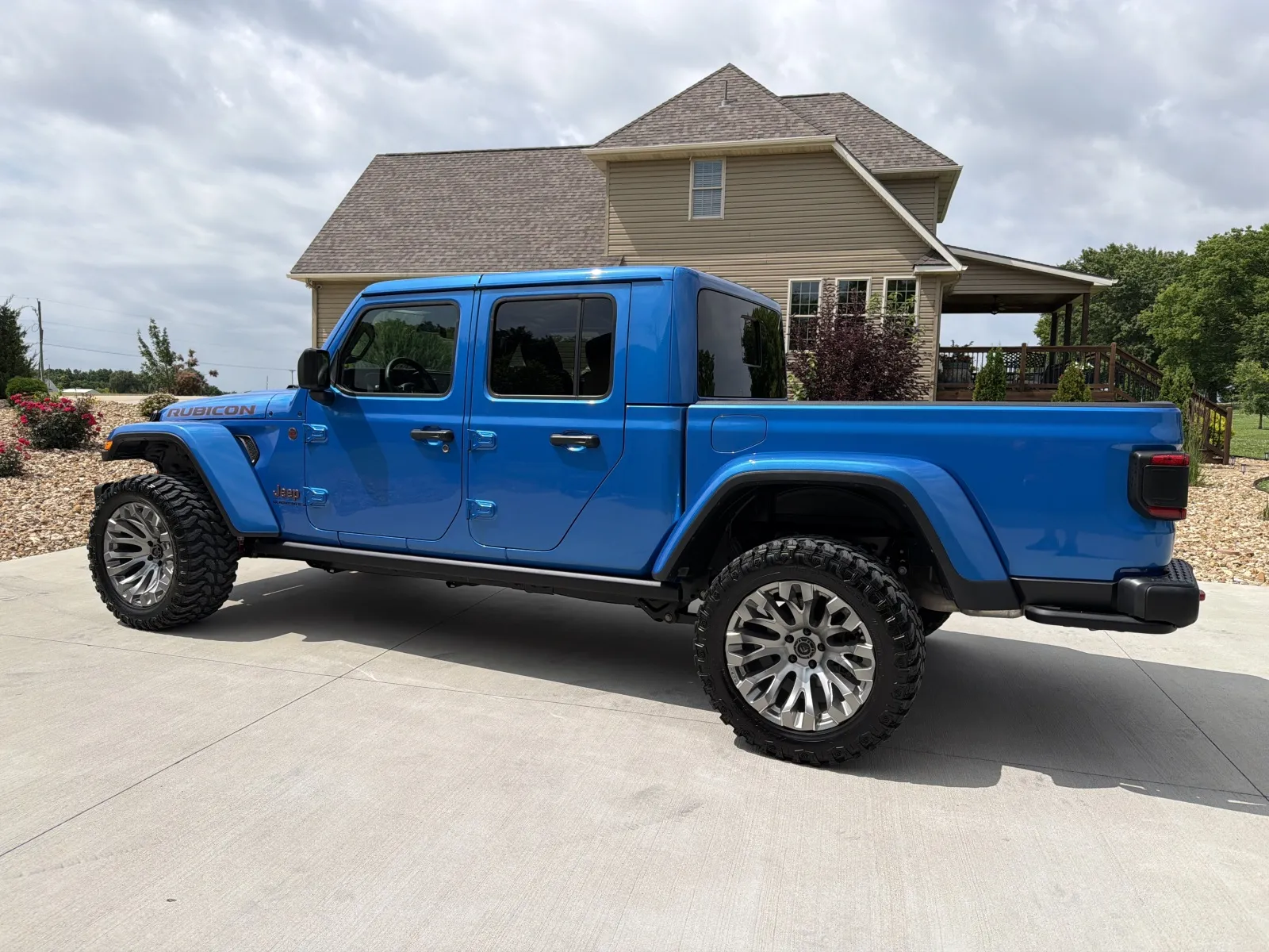 Another view of 2024 Jeep Gladiator Rubicon X Pickup 4D 5 ft for sale in Clinton, MO at Banks Motors LLC