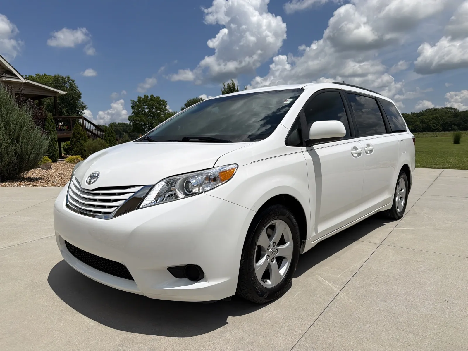 Toyota Sienna photo 71