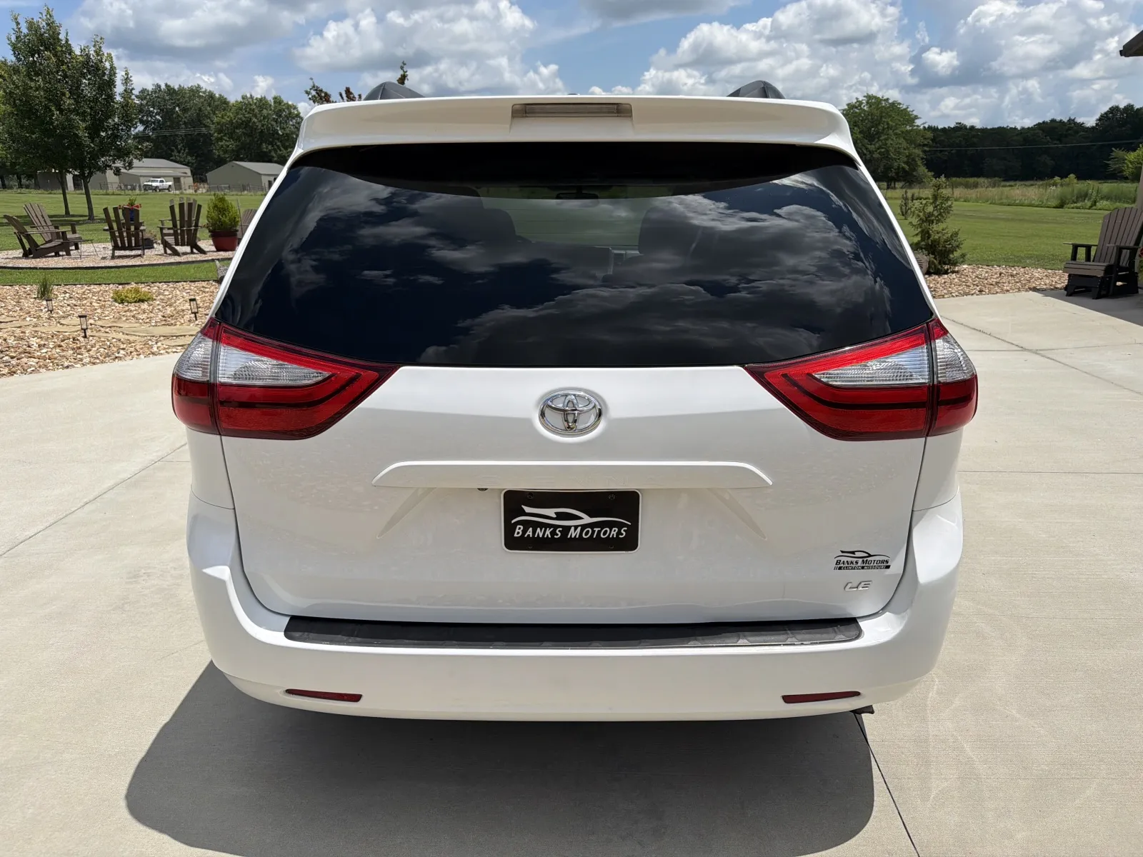 Toyota Sienna photo 9