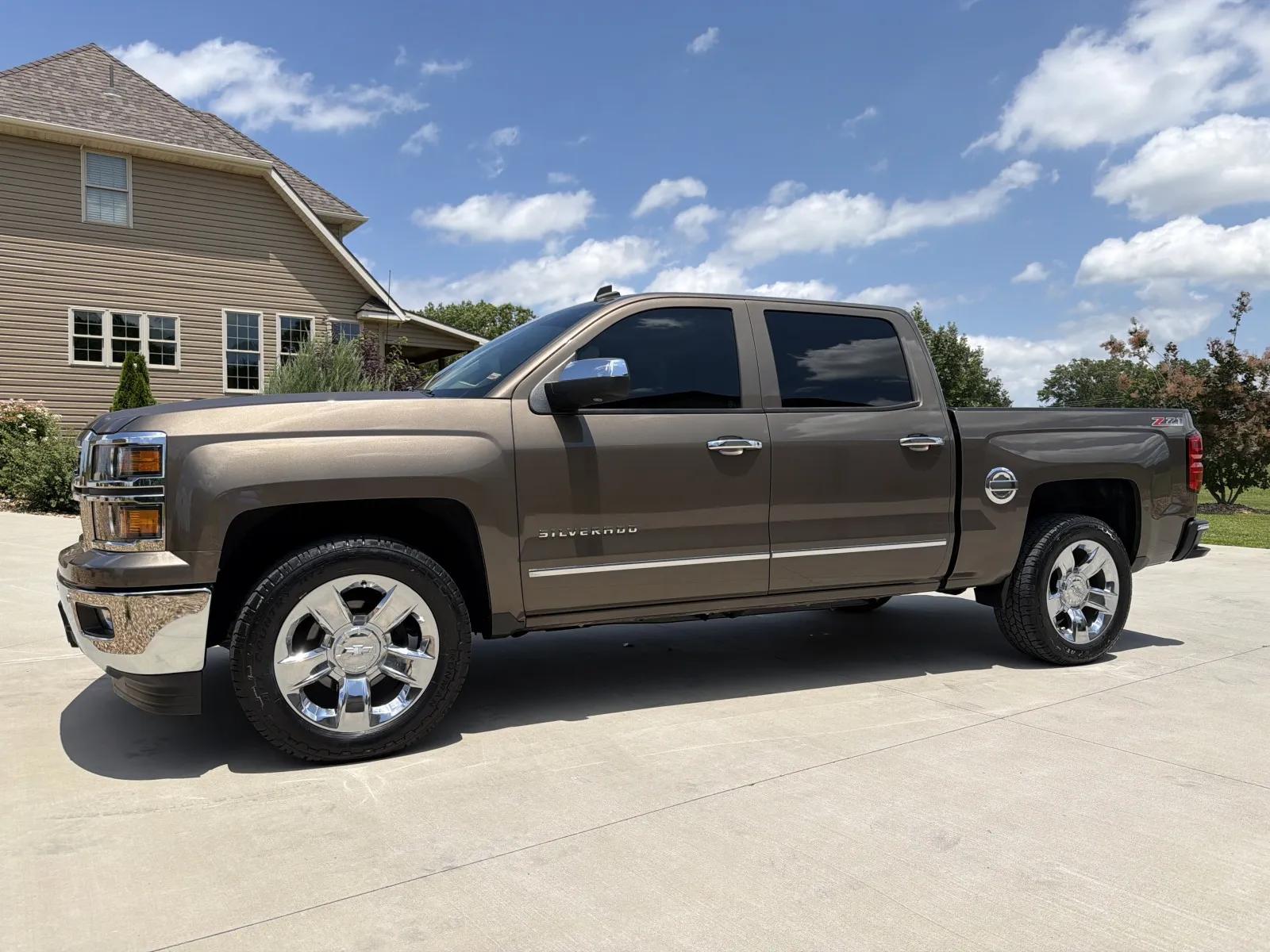 Unknown 2014 Chevrolet Silverado 1500 Crew Cab Z71 LTZ Pickup 4D 5 3/4 ft for sale in Clinton, MO